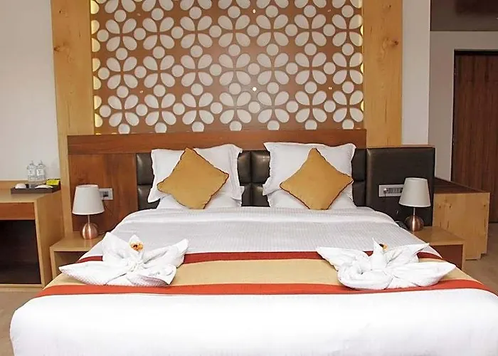Hotel Retro And