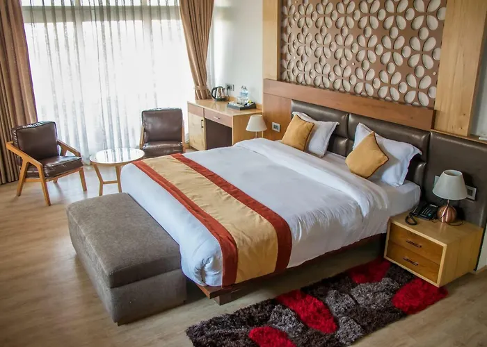 Retro And Hotel 3*